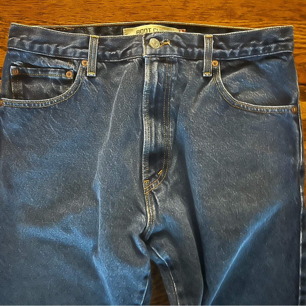 NWT (Never worn) Vintage Levi's 517 Red tag Bootcut Blue Jeans with Cl
